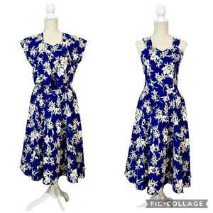 Vtg Royal Creations Hawaii Blue Smocked Fit and Flare Dress Womens MD US Made